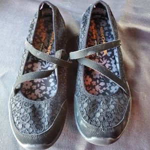 Sketchers lace maryjanes